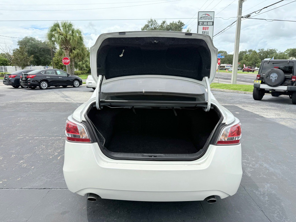 2014 Nissan Altima Image 6
