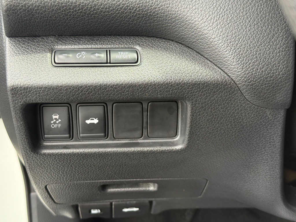 2014 Nissan Altima Image 10