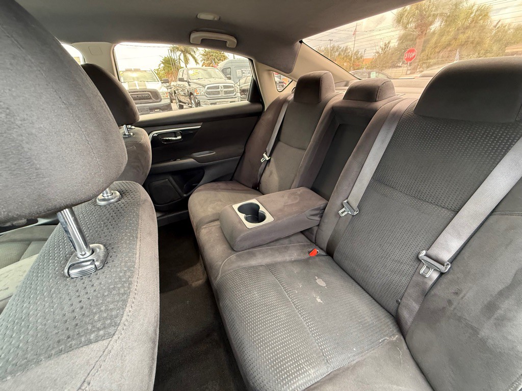 2014 Nissan Altima Image 20