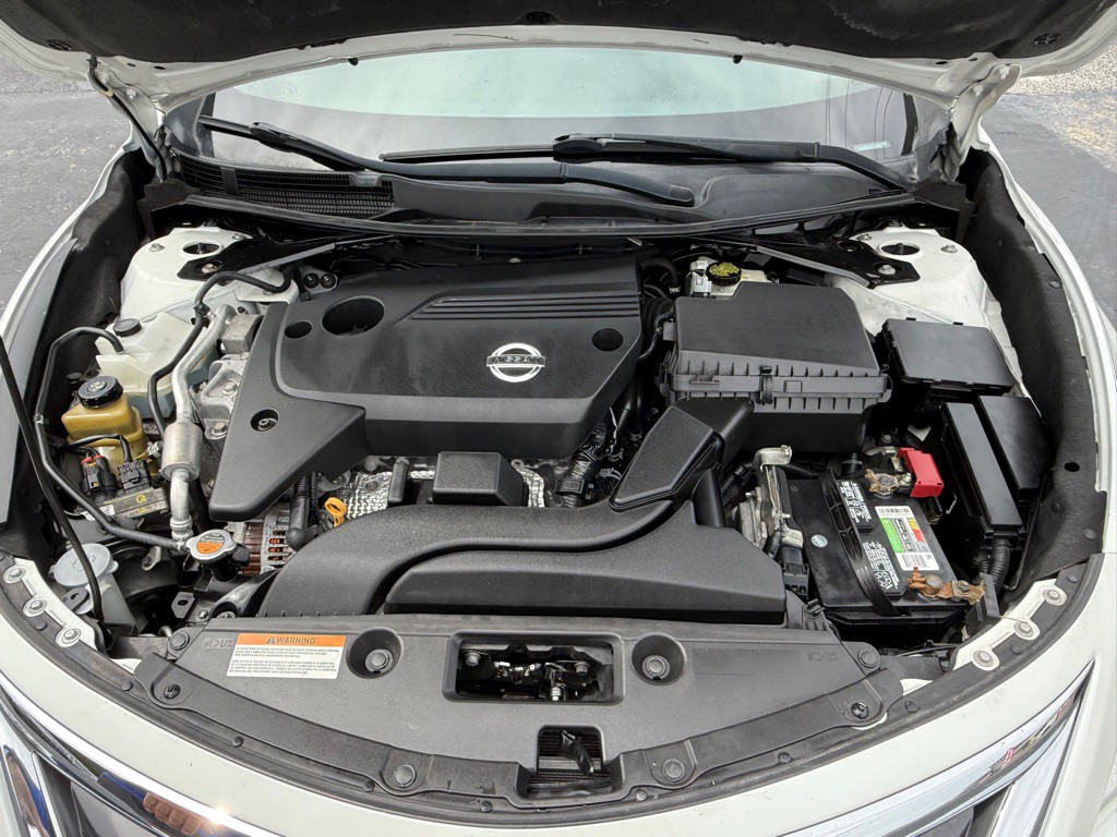 2014 Nissan Altima Image 25