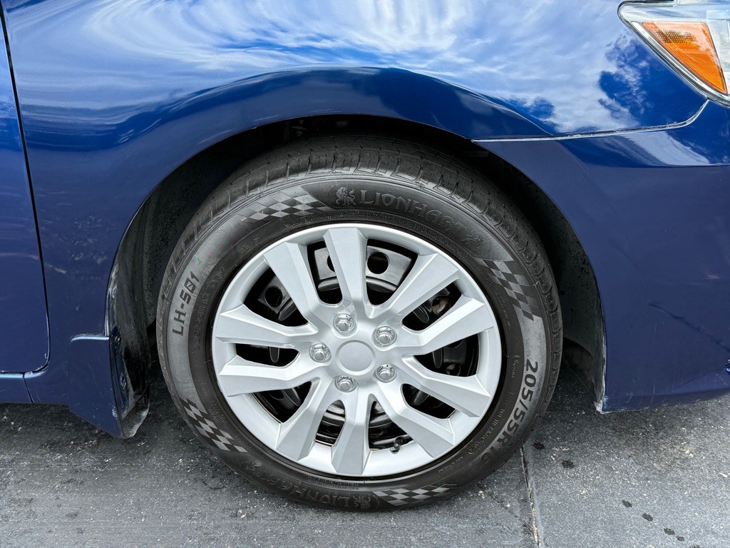 2016 Nissan Sentra Image 22