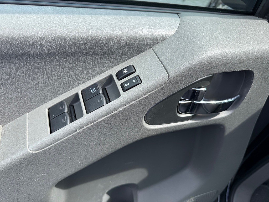 2020 Nissan Frontier Image 8