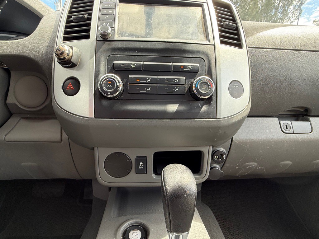2020 Nissan Frontier Image 16