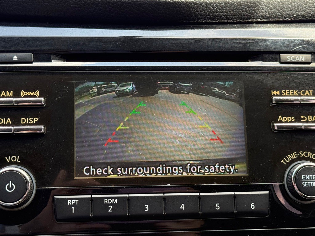 2015 Nissan Rogue Image 15