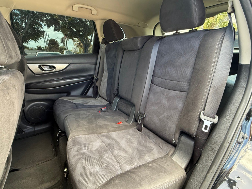 2015 Nissan Rogue Image 23