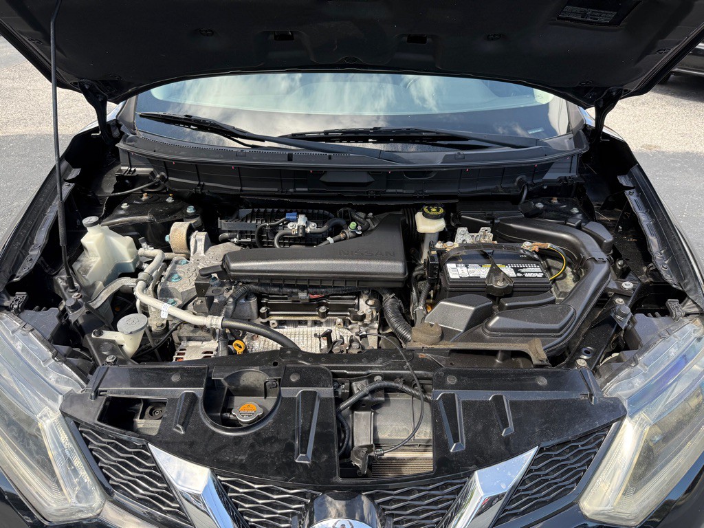 2015 Nissan Rogue Image 25