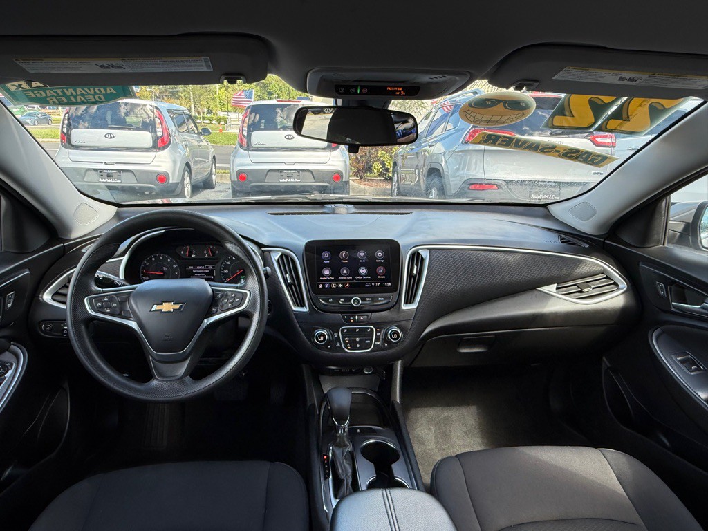 2022 Chevrolet Malibu Image 20