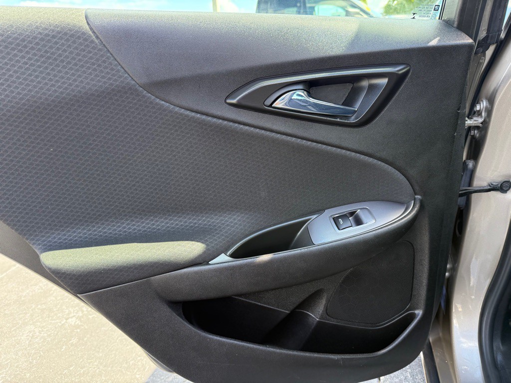 2022 Chevrolet Malibu Image 21