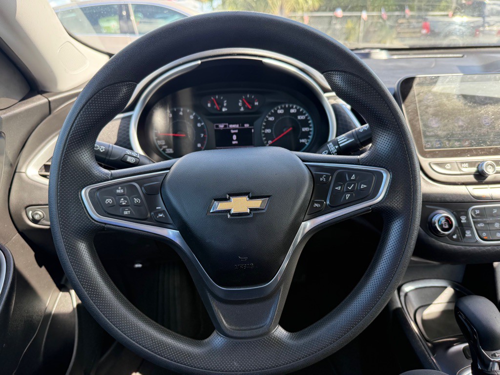 2023 Chevrolet Malibu Image 11