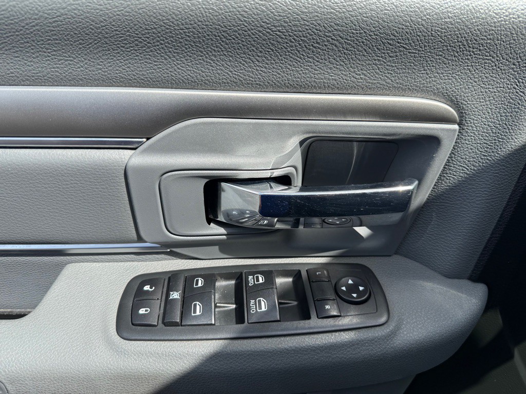 2020 RAM 1500 Image 9