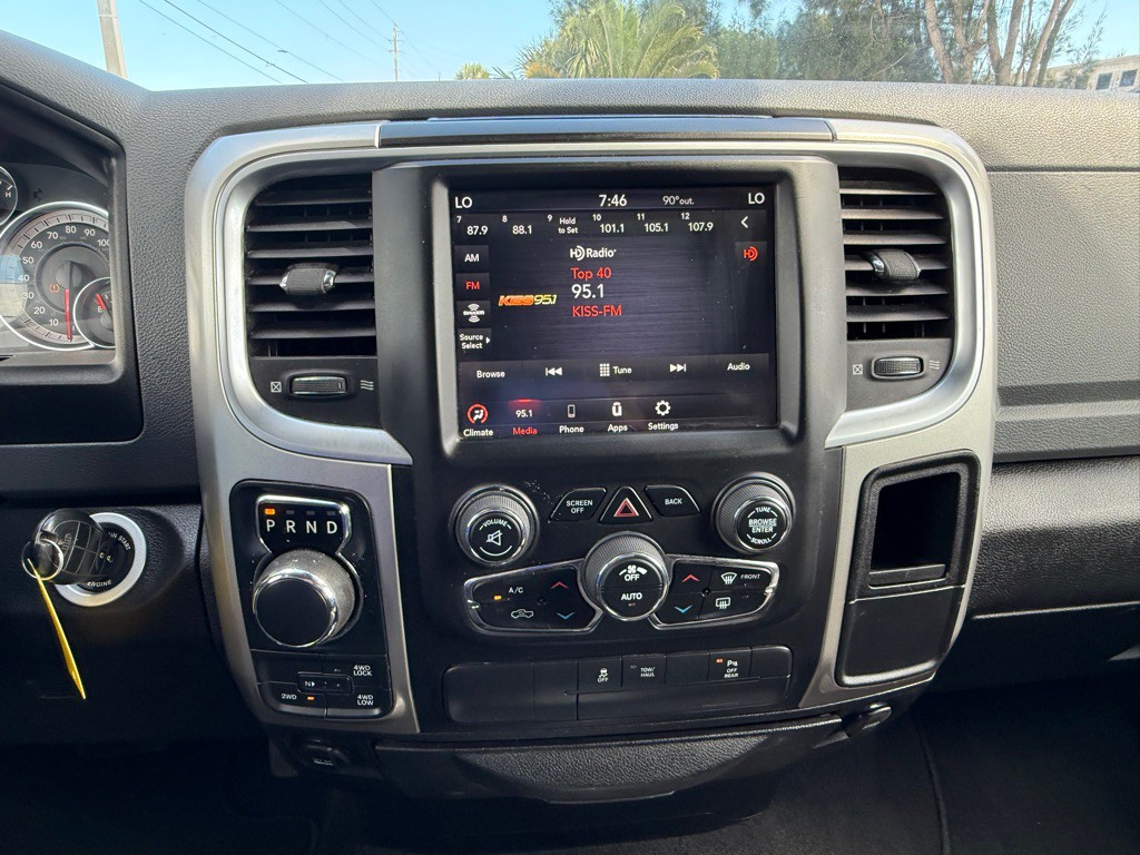 2020 RAM 1500 Image 16