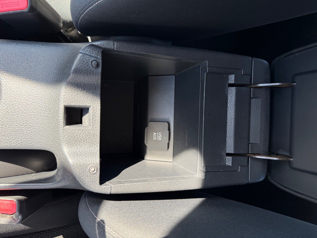 2016 Nissan Sentra Image 18