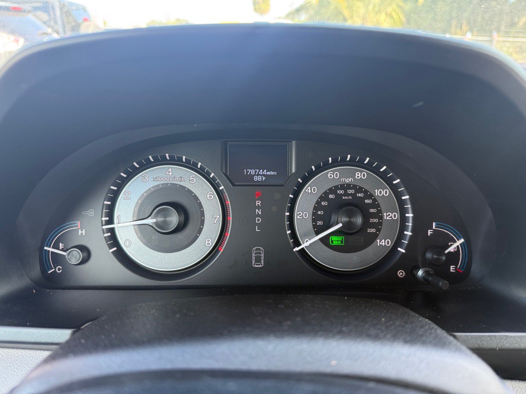 2012 Honda Odyssey Image 17