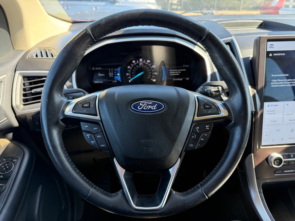 2021 Ford Edge Image 12