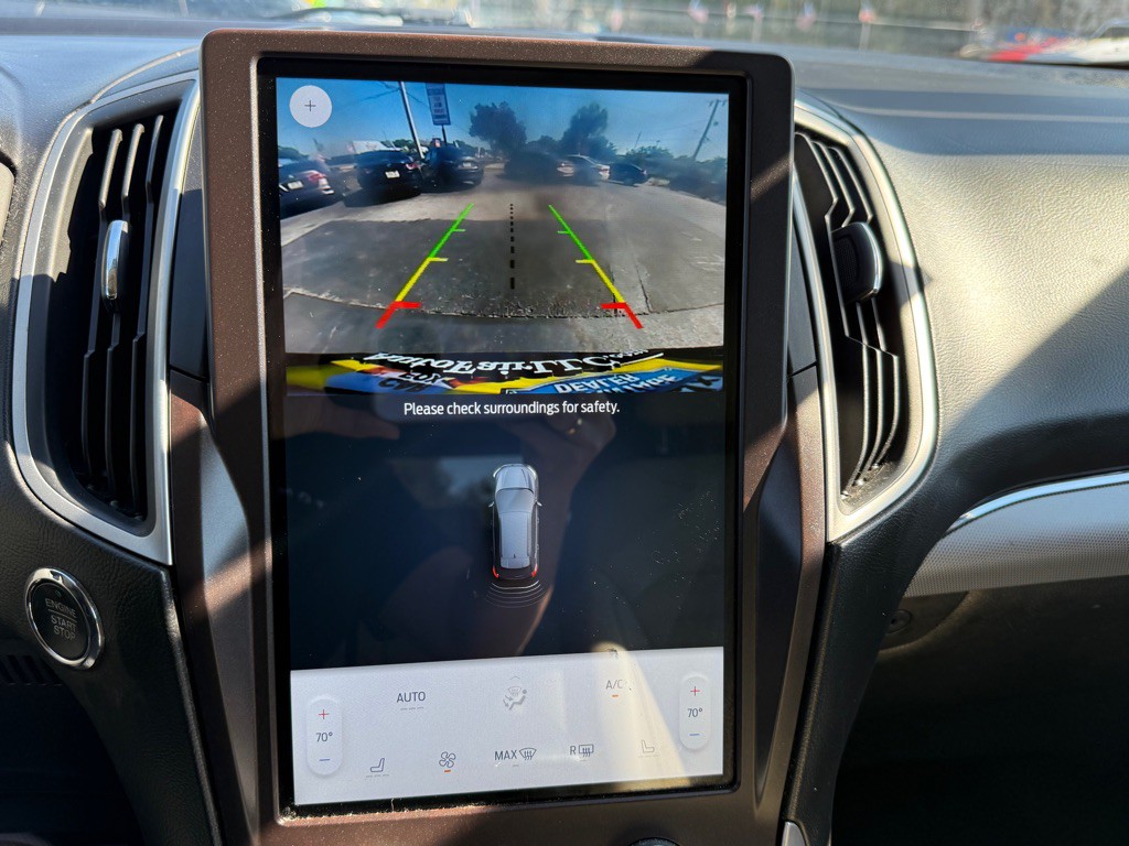 2021 Ford Edge Image 15