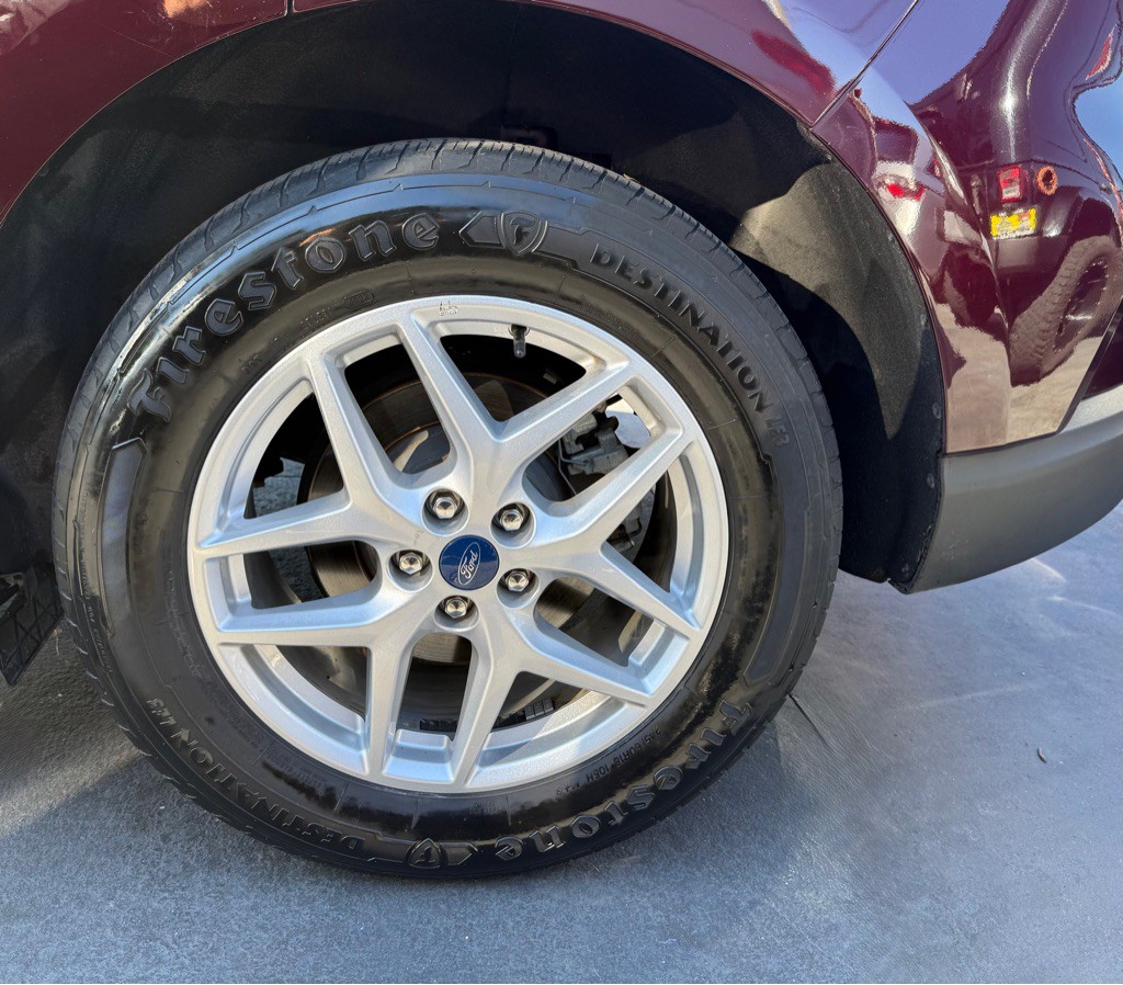 2021 Ford Edge Image 26