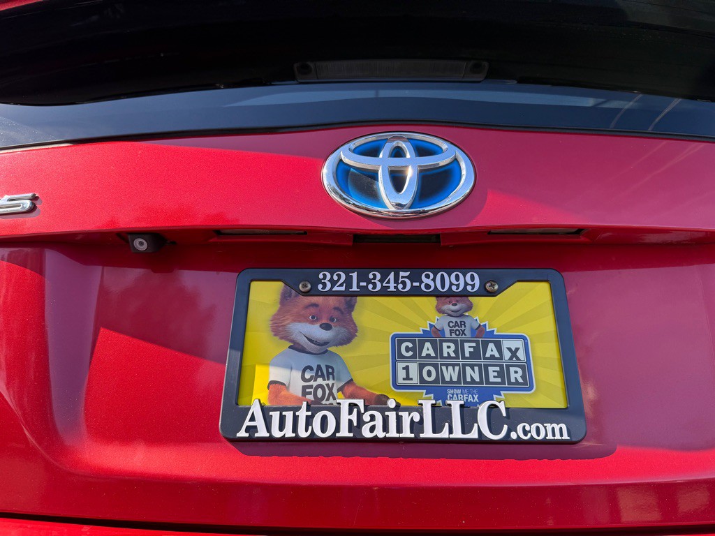 2013 Toyota Prius Image 7