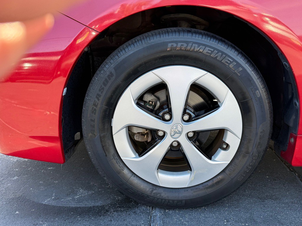 2013 Toyota Prius Image 26