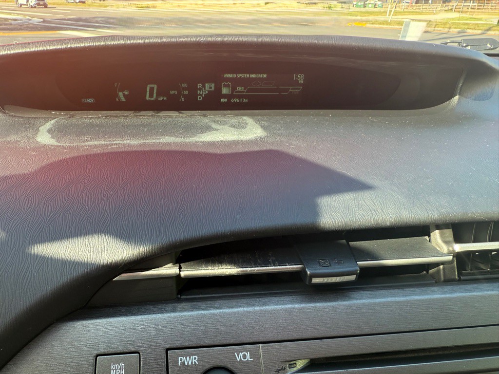 2013 Toyota Prius Image 31