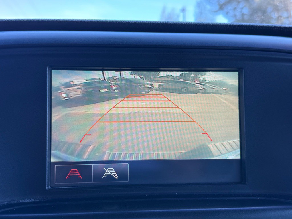 2016 GMC Sierra Image 17