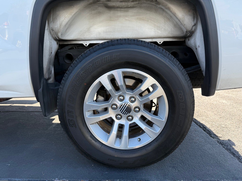 2016 GMC Sierra Image 30