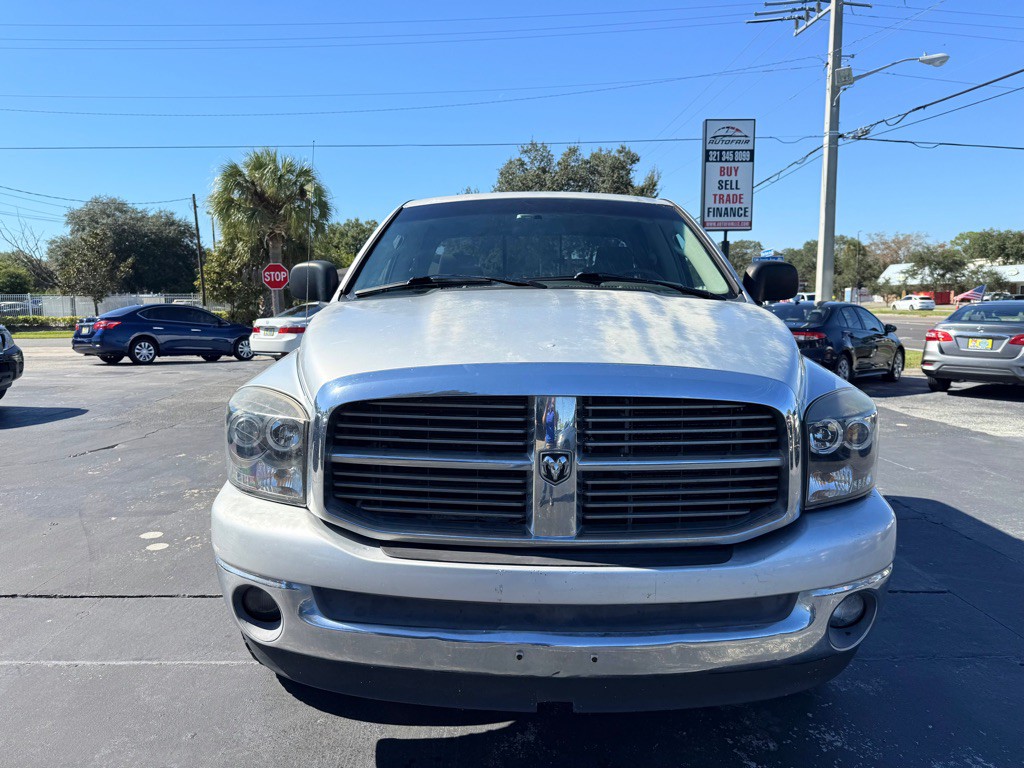 2007 Dodge Ram 1500 Image 2