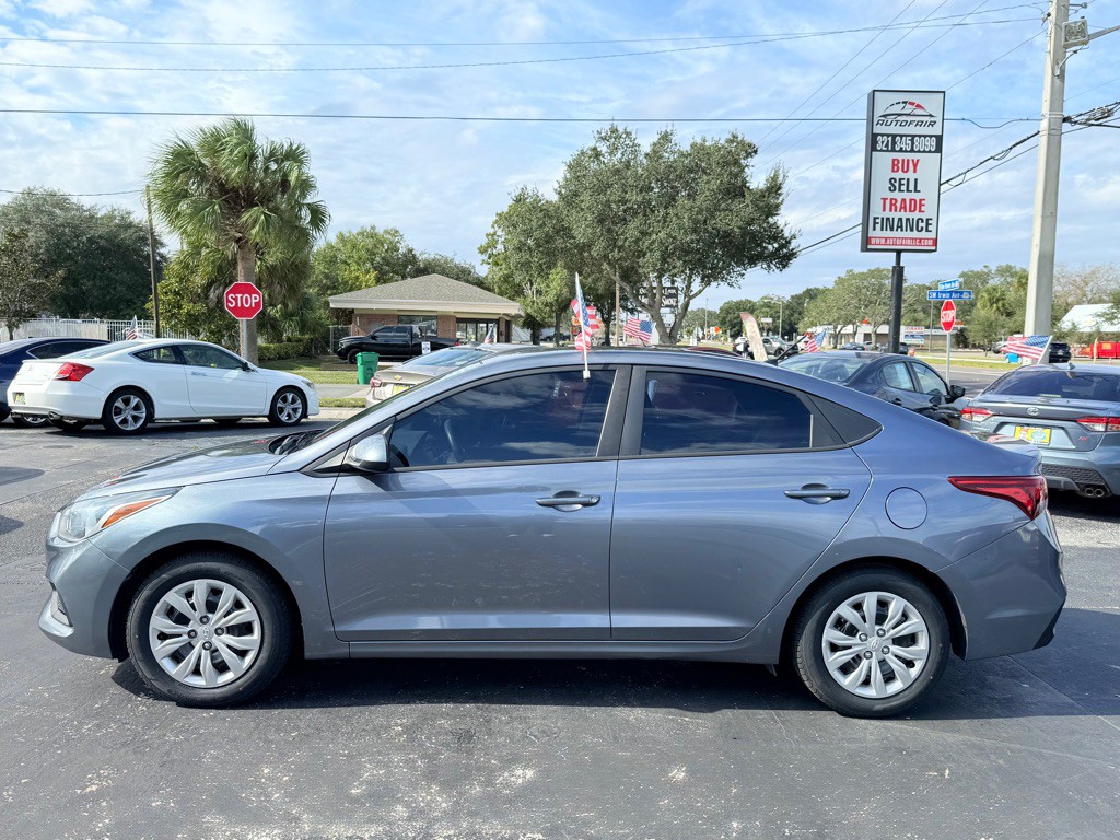 2020 Hyundai Accent Image 4