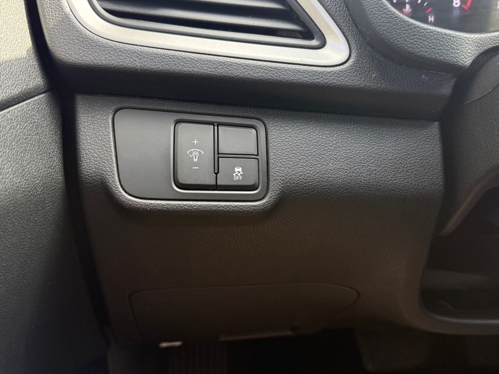 2020 Hyundai Accent Image 11