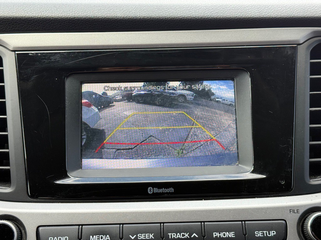 2020 Hyundai Accent Image 15