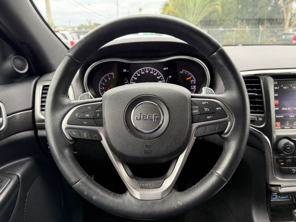 2017 Jeep Grand Cherokee Image 13