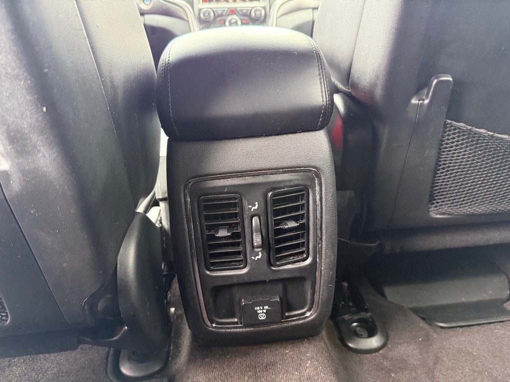 2017 Jeep Grand Cherokee Image 24