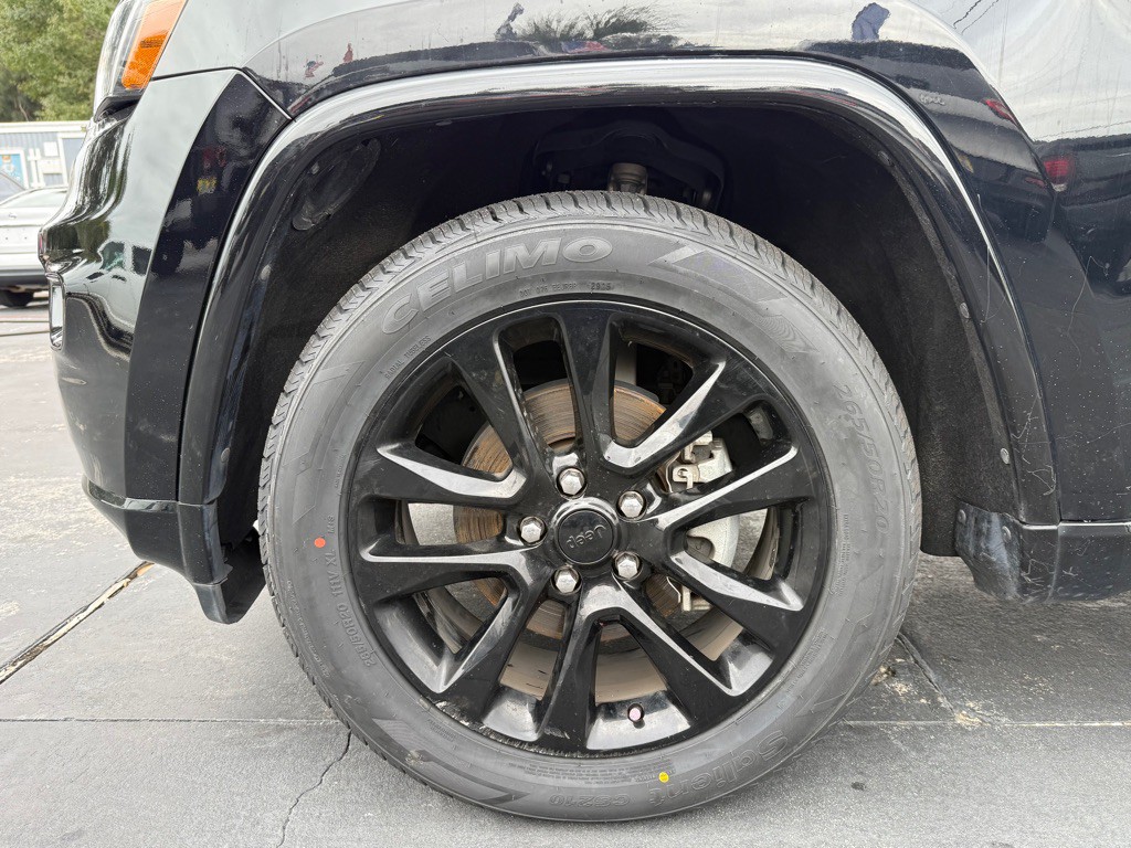 2017 Jeep Grand Cherokee Image 25