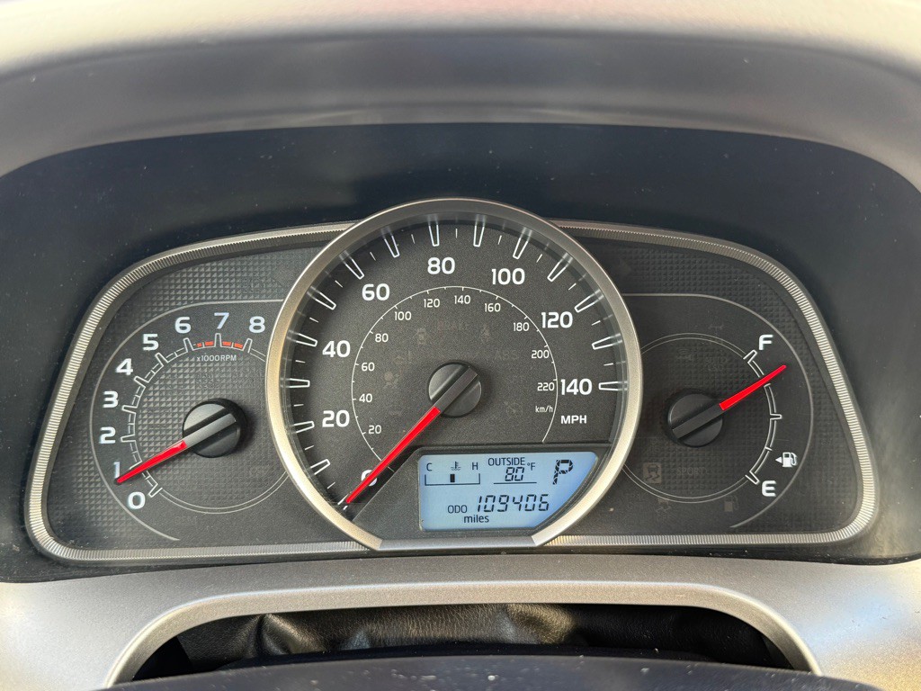 2015 Toyota Rav4 Image 13