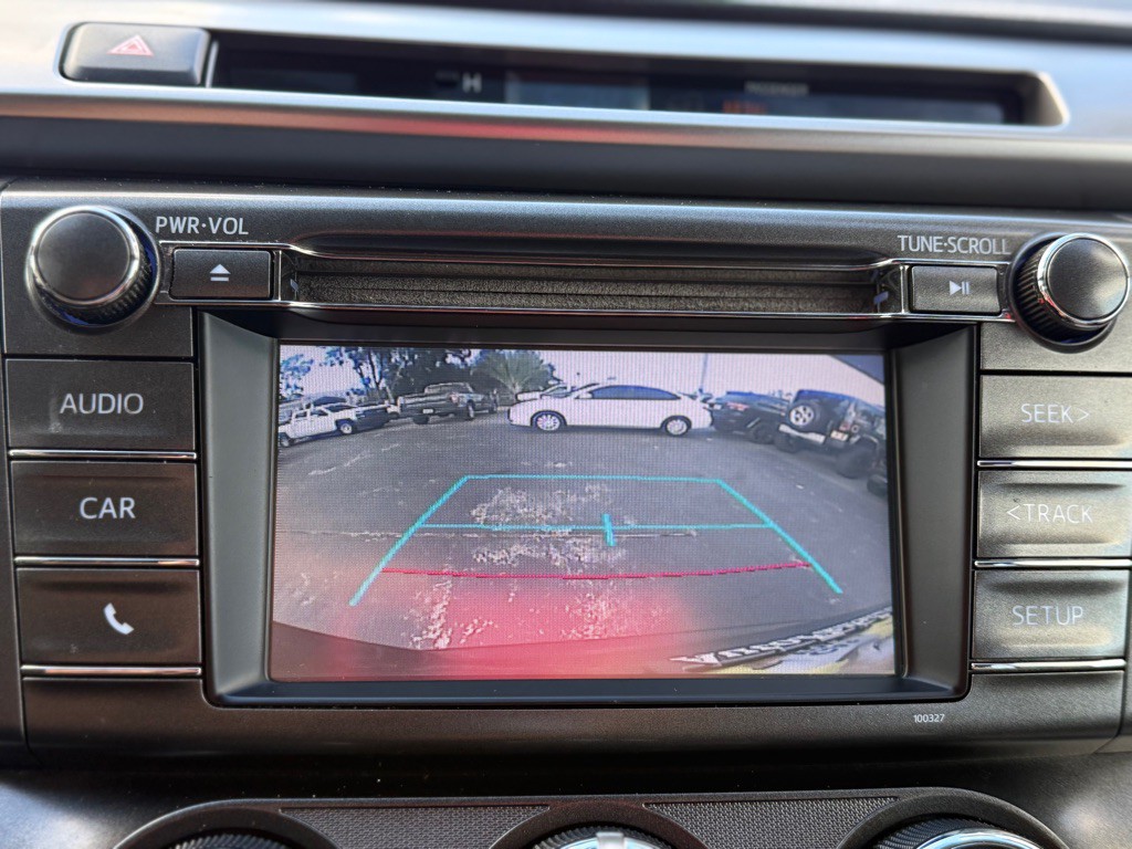 2015 Toyota Rav4 Image 22