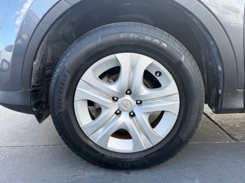 2015 Toyota Rav4 Image 26