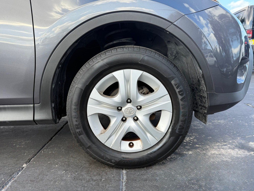 2015 Toyota Rav4 Image 29