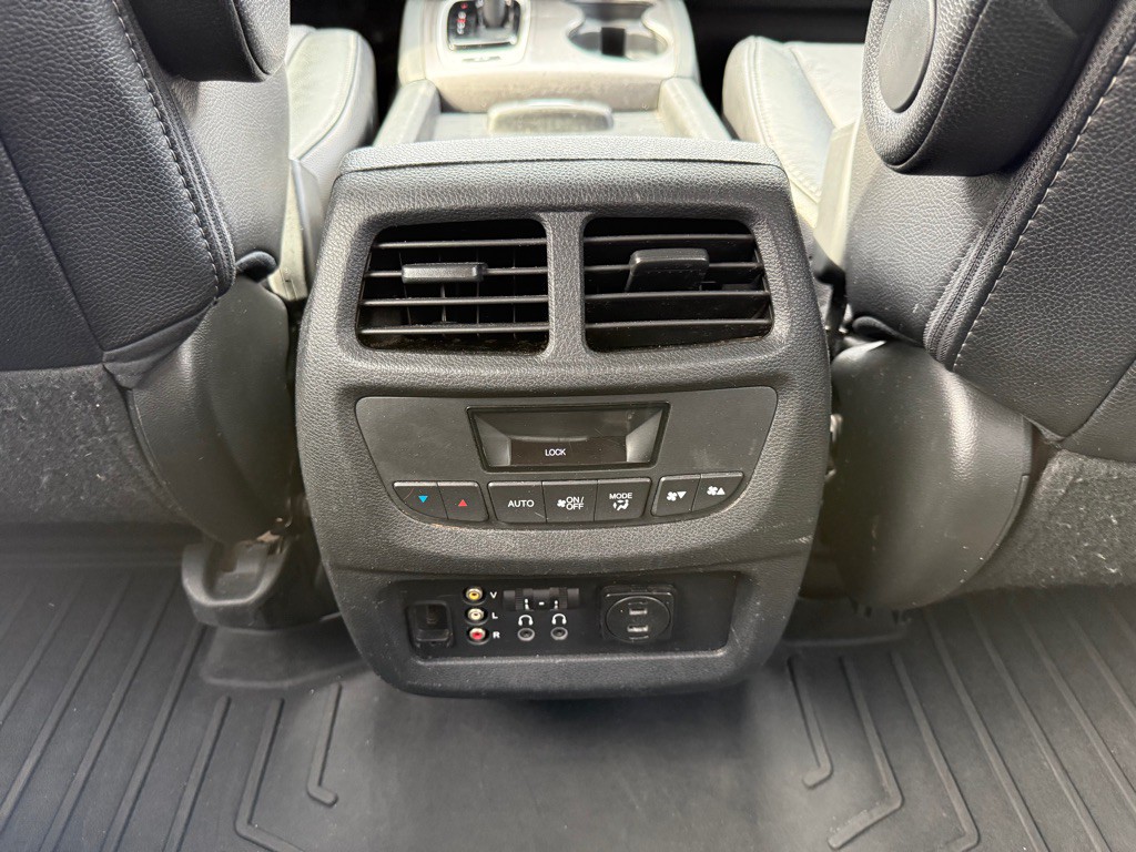 2016 Honda Pilot Image 22