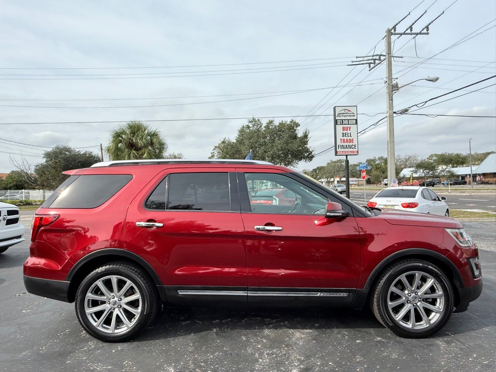 2017 Ford Explorer Image 3