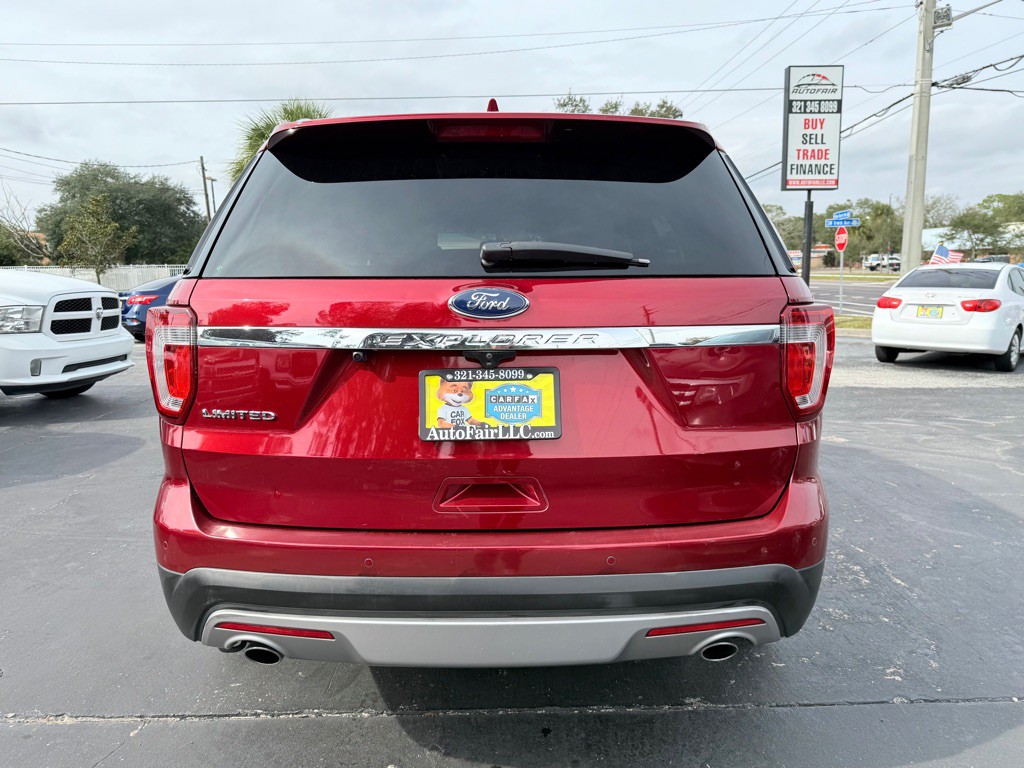 2017 Ford Explorer Image 4