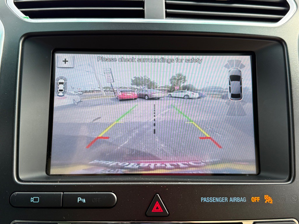 2017 Ford Explorer Image 16