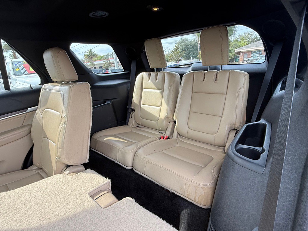 2017 Ford Explorer Image 25