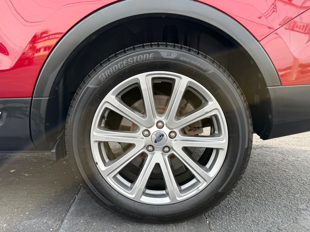 2017 Ford Explorer Image 29