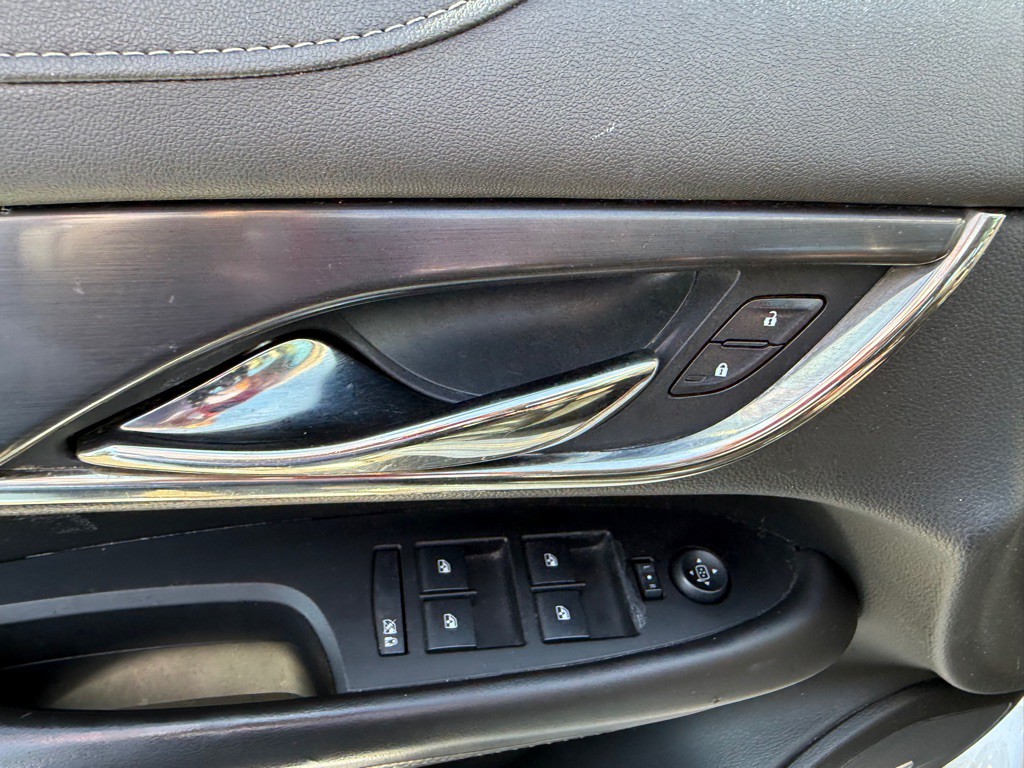 2013 Cadillac ATS Image 9