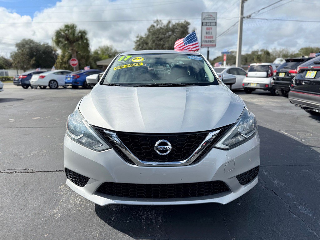 2017 Nissan Sentra Image 2