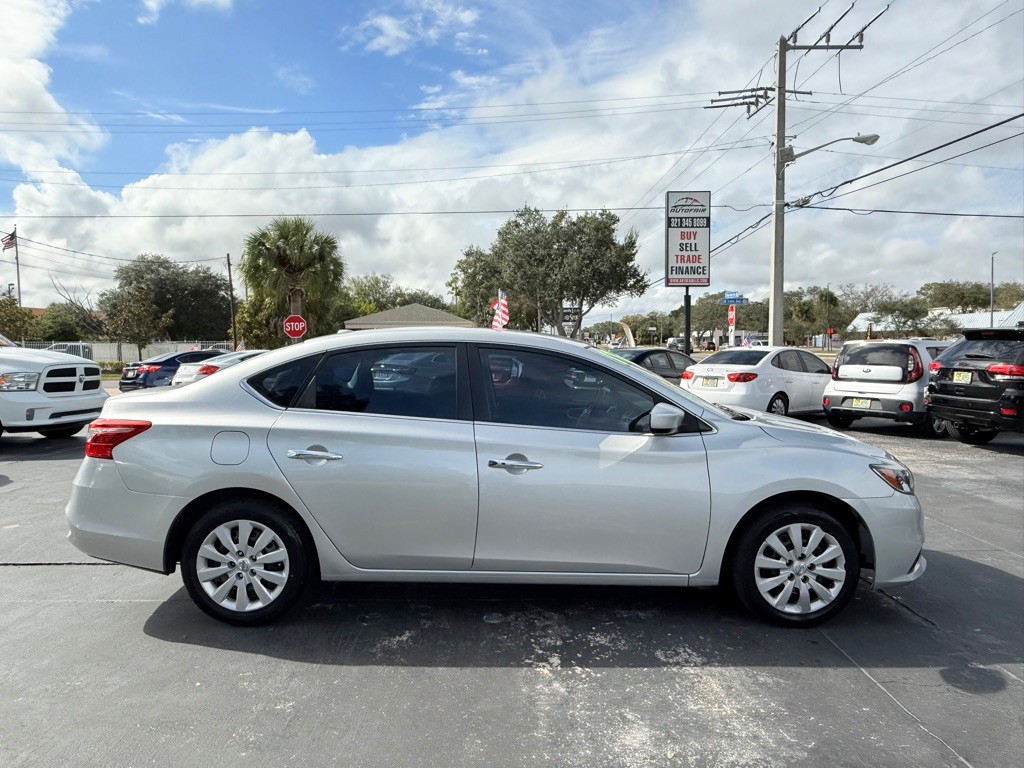 2017 Nissan Sentra Image 3