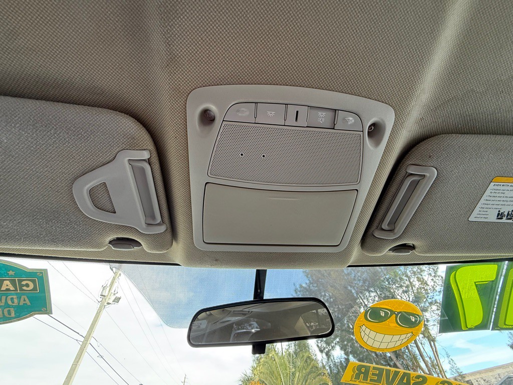 2017 Nissan Sentra Image 23