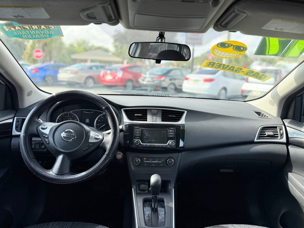 2017 Nissan Sentra Image 24