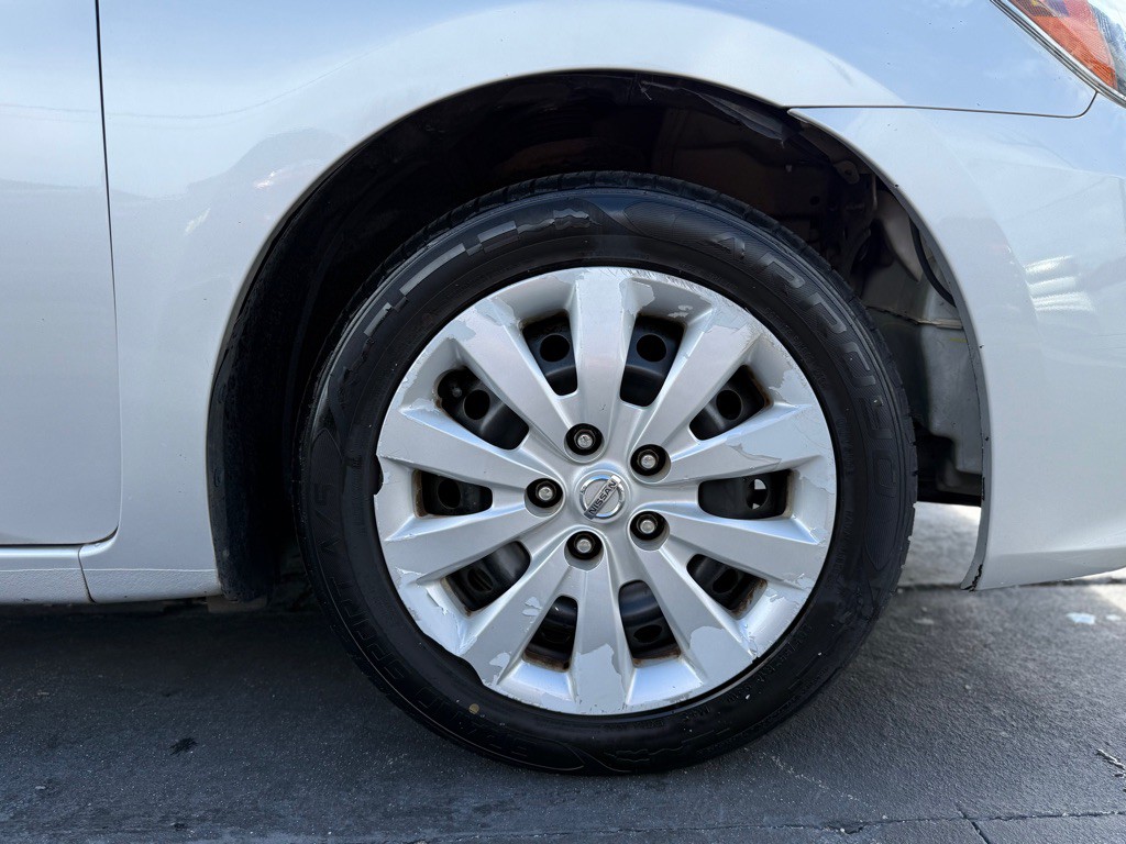 2017 Nissan Sentra Image 30