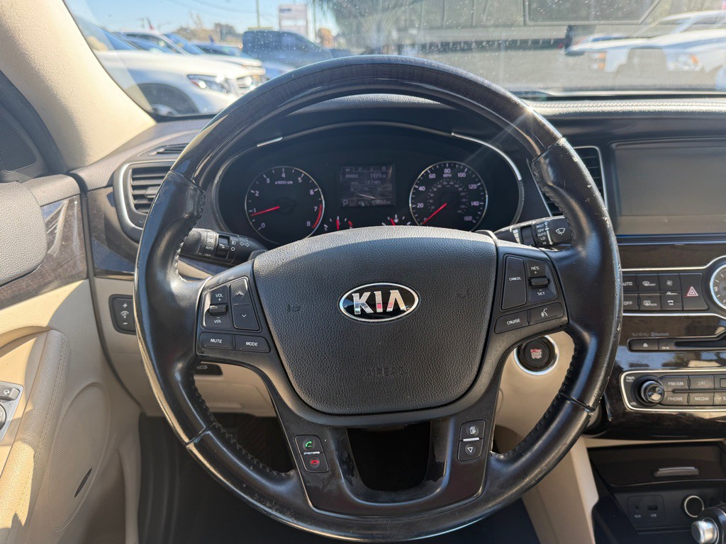 2014 Kia Cadenza Image 13