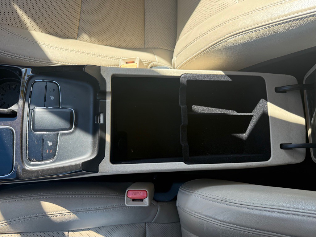 2014 Kia Cadenza Image 22